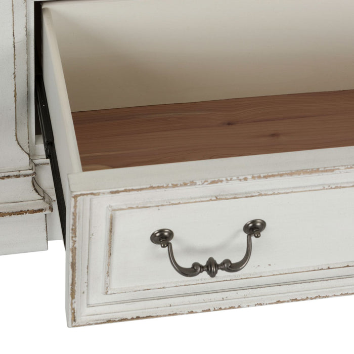 Abbey Park Drawer Dresser in Antique White