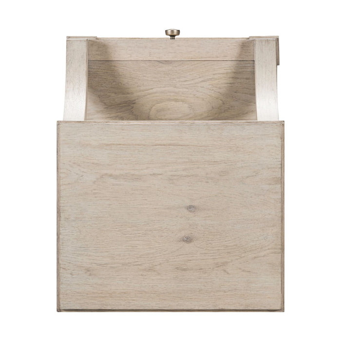 New Haven Chairside Table