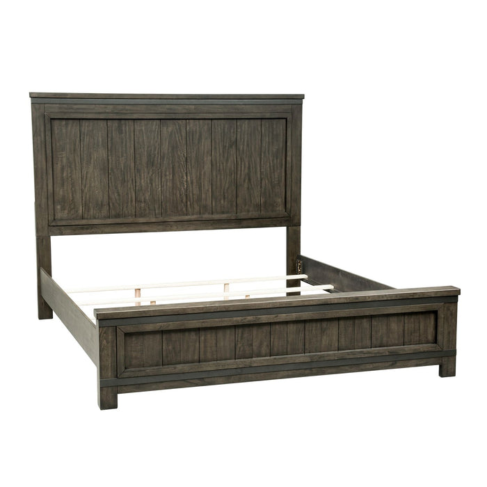Thornwood Hills King California Panel Bed