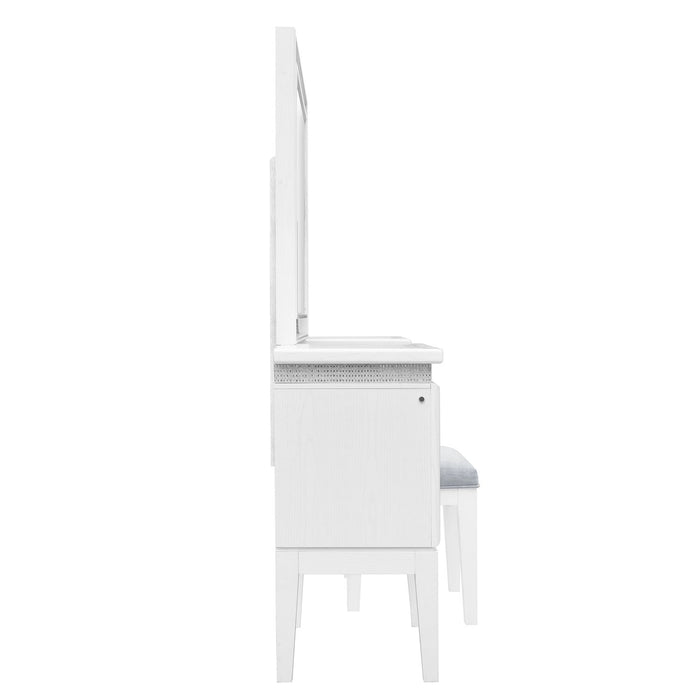 Reflections 3 Piece Vanity Set