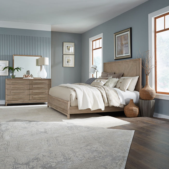 Brentwood Queen Panel Bed, Dresser & Mirror image