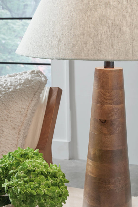 Danset Table Lamp